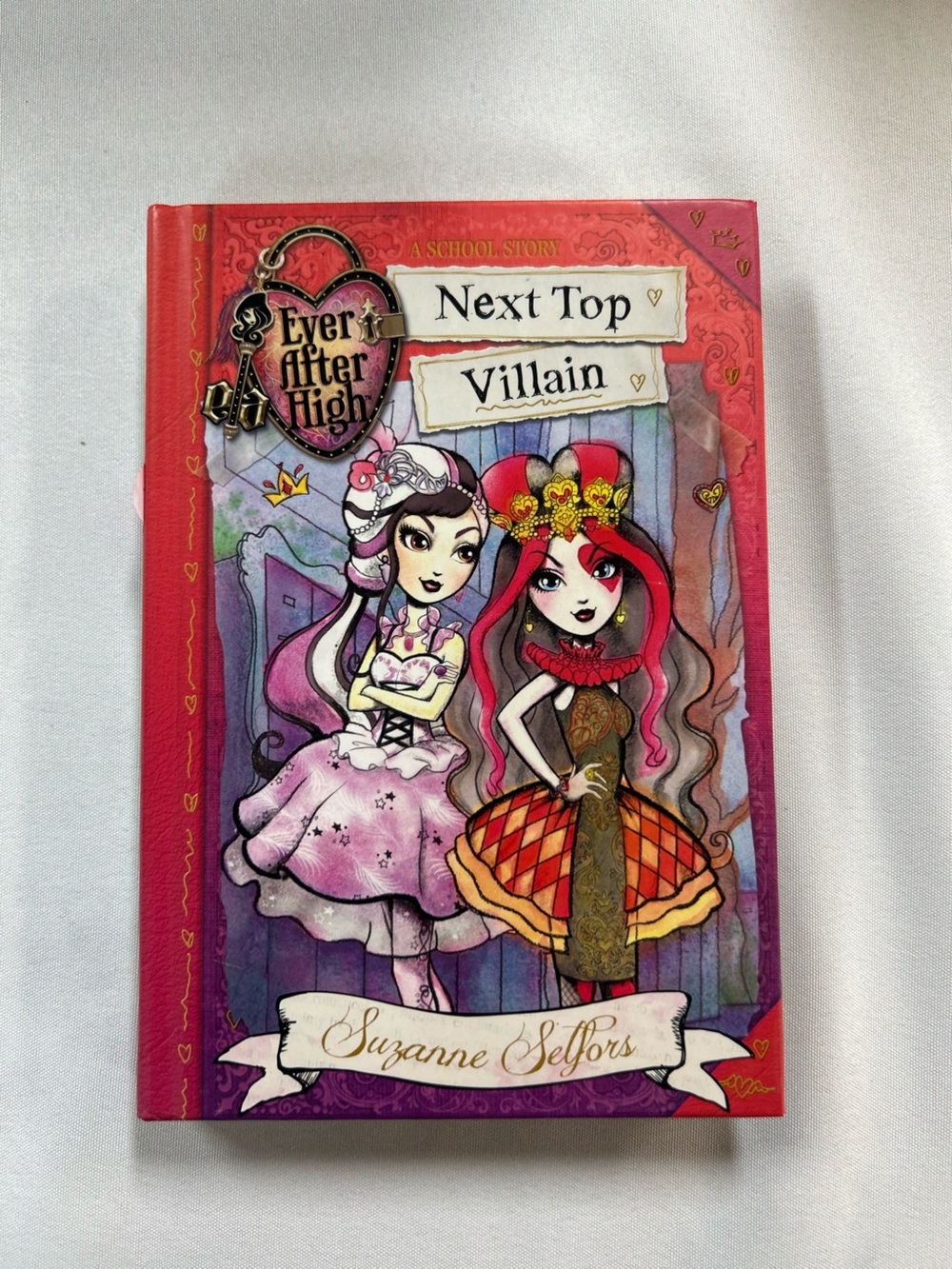 Mattel Ever After High Next Top Villain — Red & Pink Illustrated Cover